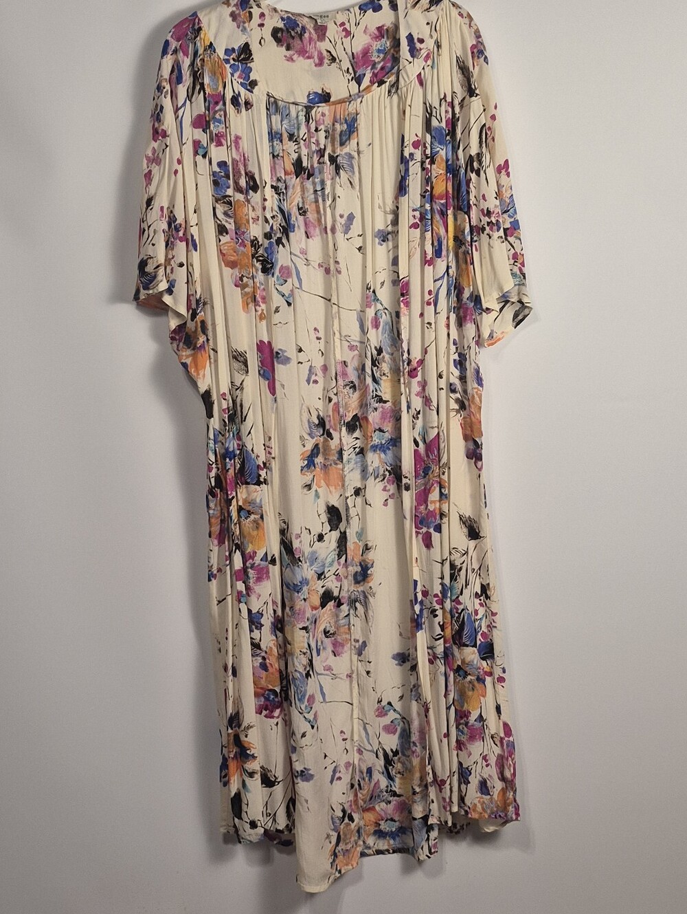 Umgee Floral Kimono Small Cream Boho Open Front Pleated Cap Sleeve Cover Up
